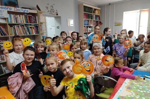 День рождение смайлика!